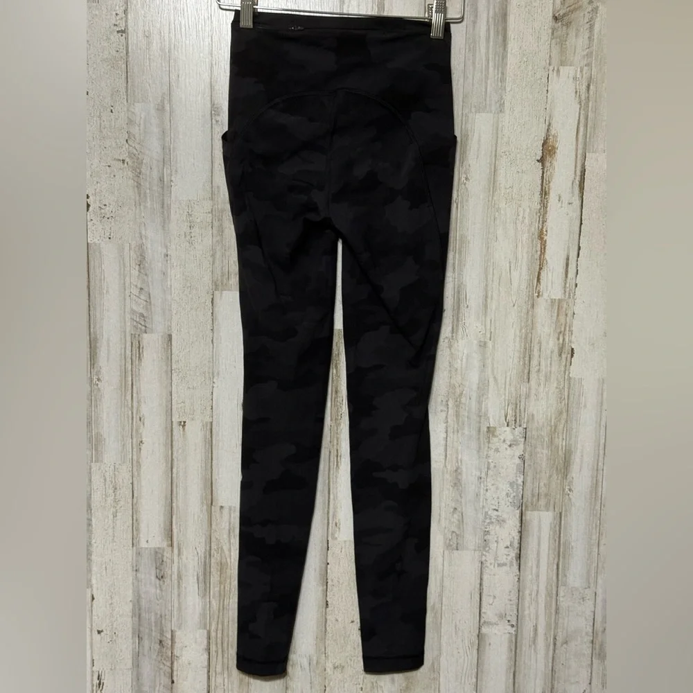 Lululemon Swift‎ Speed High-Rise Brushed Tight Sz 2